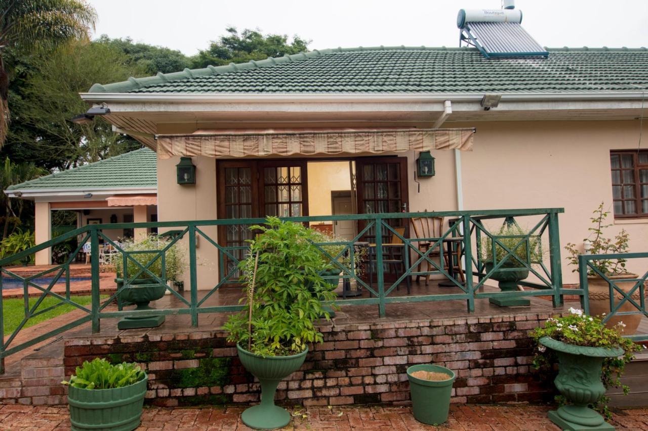 Bed and Breakfast 12 Fleetwood Хараре Екстер'єр фото