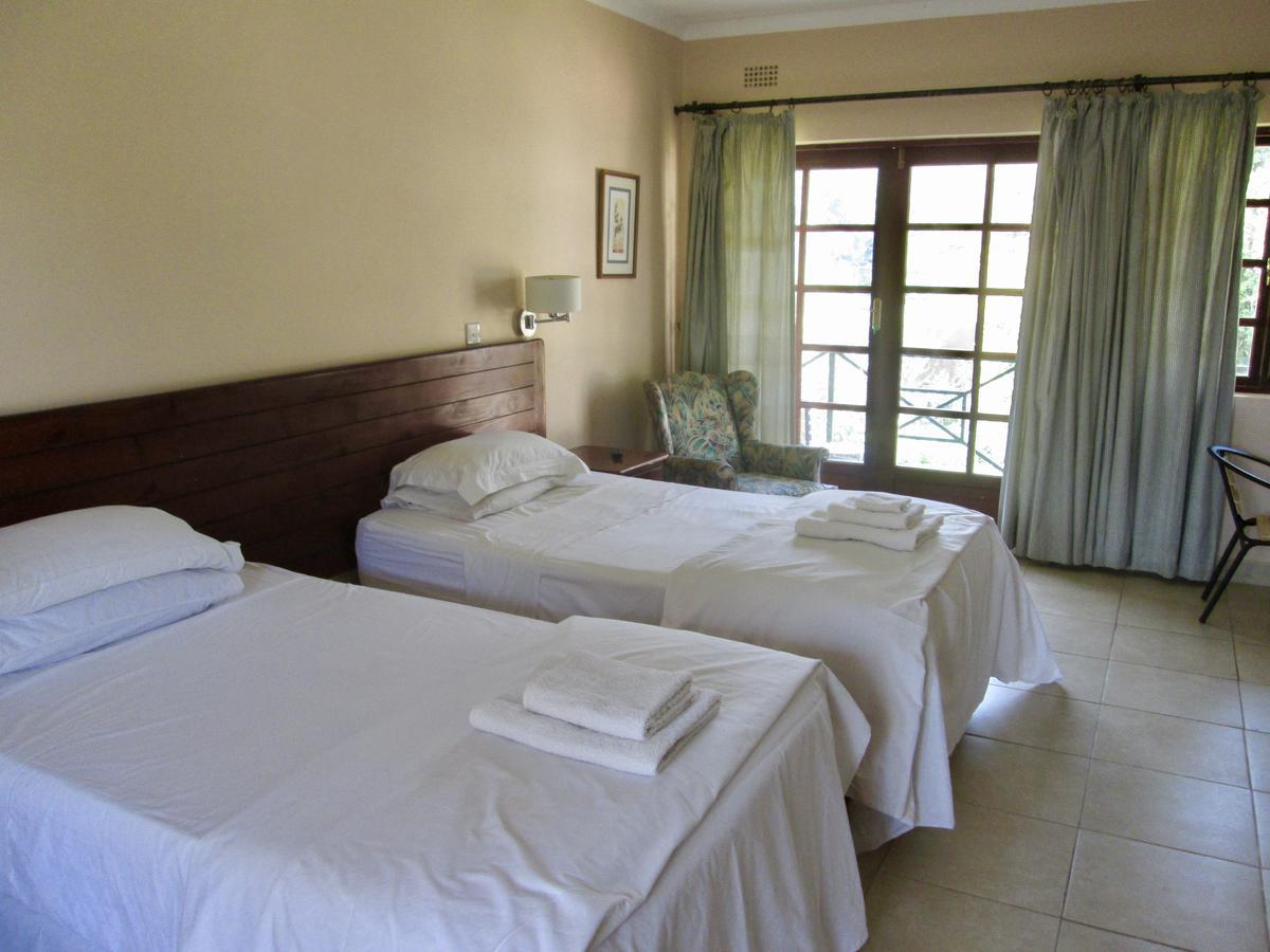 Bed and Breakfast 12 Fleetwood Хараре Екстер'єр фото